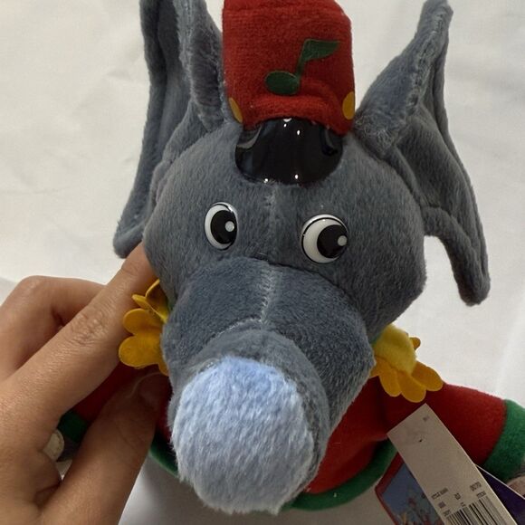 Snowden & Friends -Plush TINY The ELEPHANT 1999 Christmas Band Animal- W/Tags - Picture 1 of 8